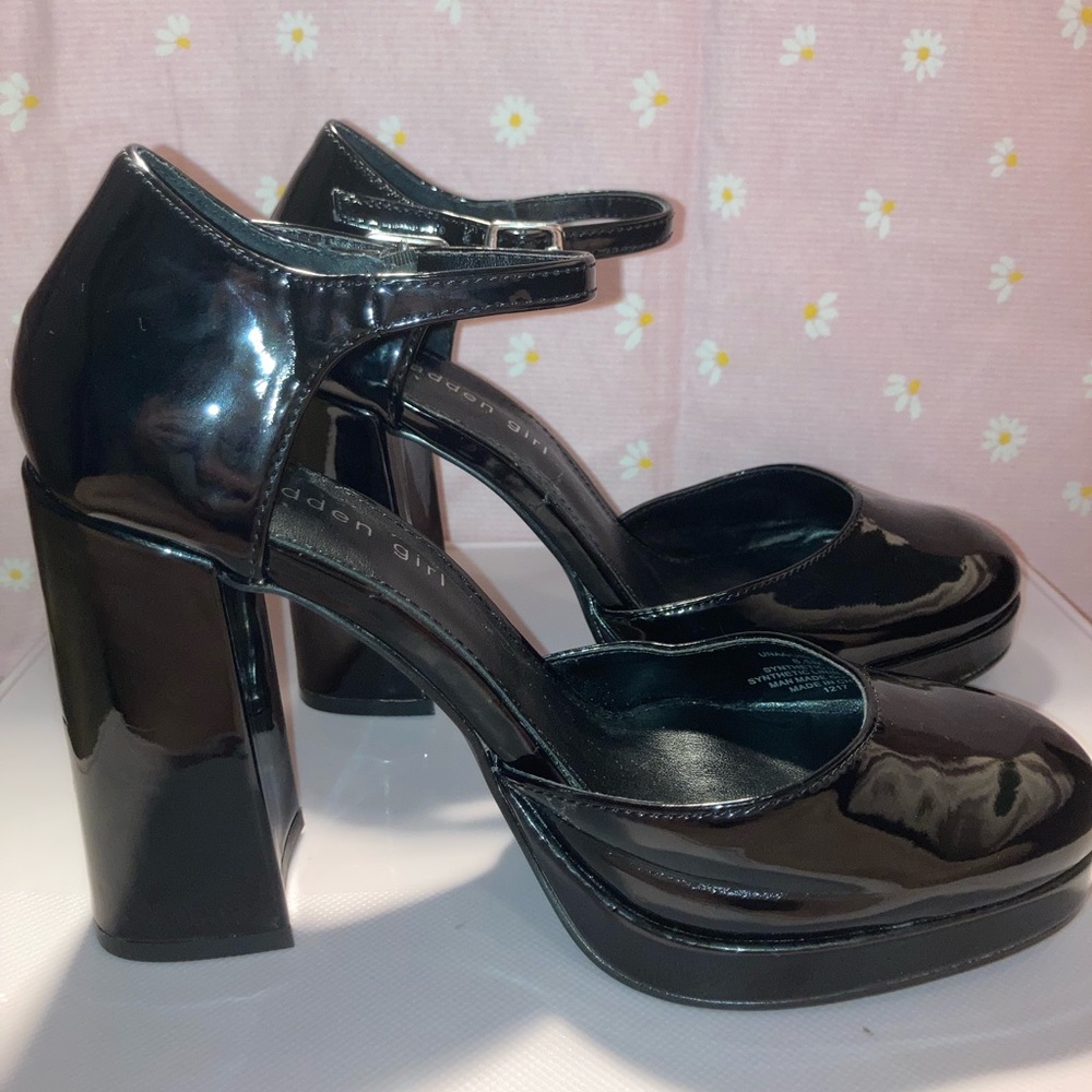 Madden Girl Women’s Dion Two Piece Platform Heel Pumps Black womens 6.5
